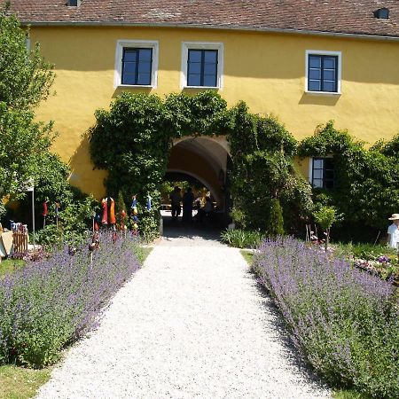 Bed and Breakfast Marienschloessl Wiedendorf Exterior foto